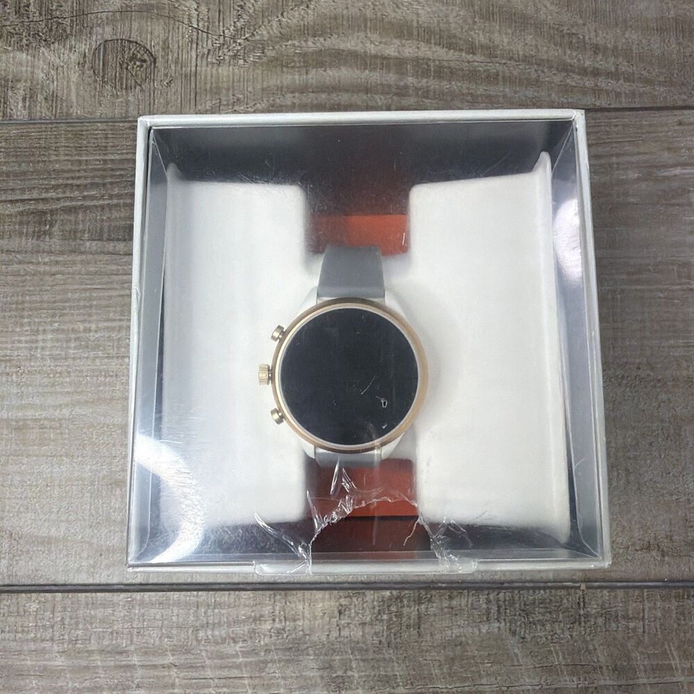 Fossil Women's Watch FTW6025 DW9F1 Rose Gold Smartwatch - Picture 2 of 6